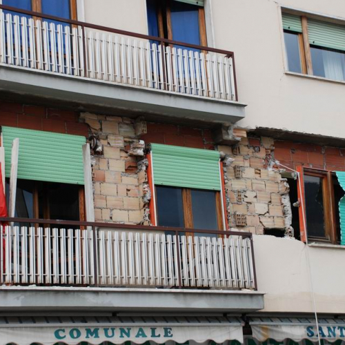 Terremoto Abruzzo 2009 n. 15 / 37518