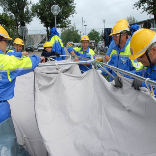 Allestimento campo a Mirandola  n. 18 / 81284