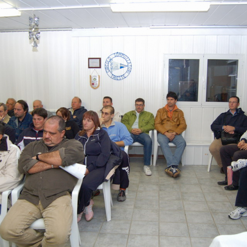 Volontari presenti 2 / 18383