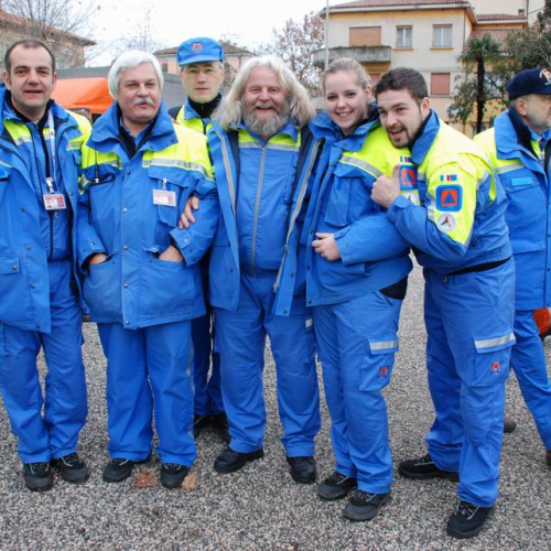 Sfilata e discorsi autorit‡ 30 / 33063