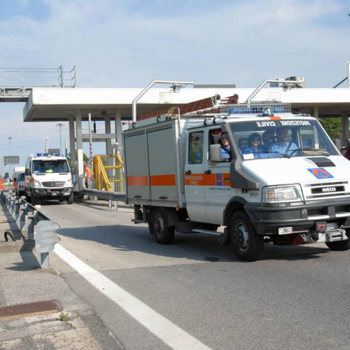 Terza colonna mobile n. 26 / 81976