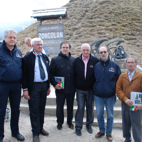 Cerimonia Zoncolan 22/05/10 / 51880