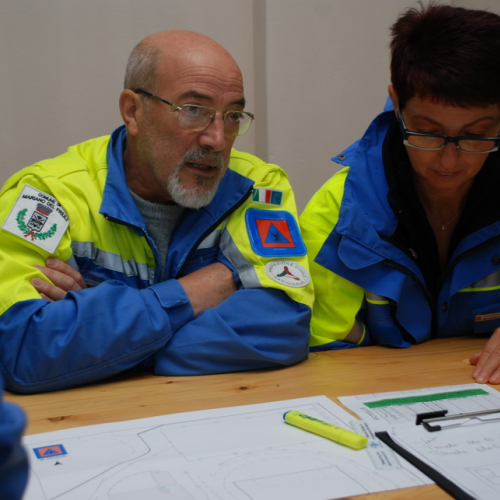 Corso in presenza di montaggio tende n. 23 / 100801