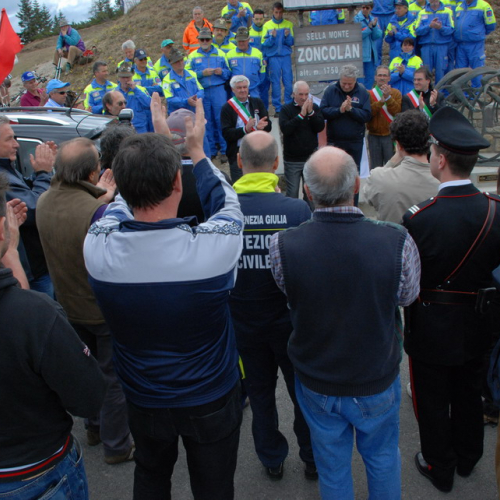 Cerimonia dedica salita dello Zoncolan alla PCR n. 39 / 51940