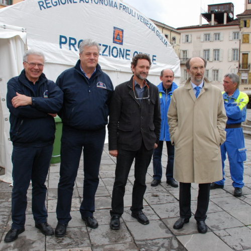 Inaugurazione stand 08/05/10 n. 4 / 51144