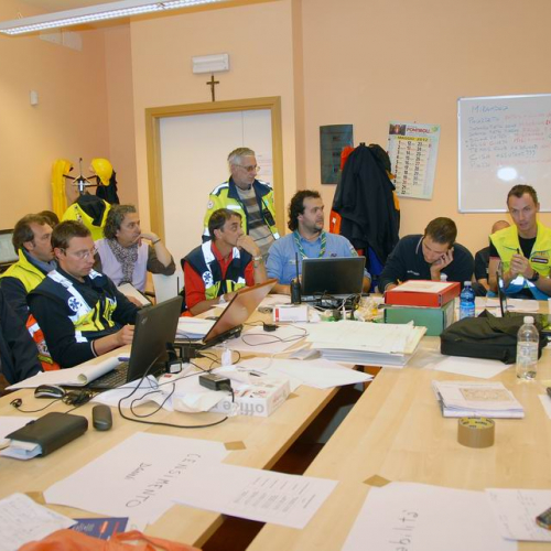 Allestimento campo a Mirandola  n. 25 / 81291