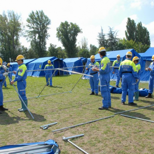 Attivit‡ dei volontari a Mirandola n. 29 / 81378