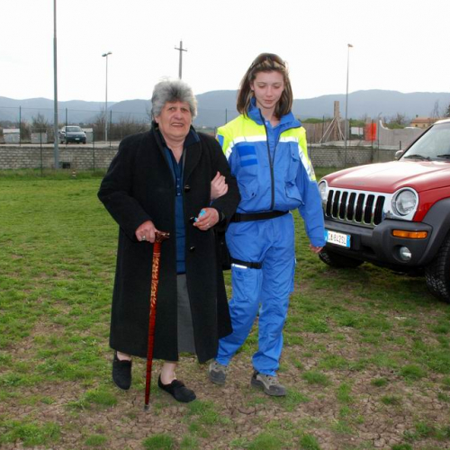 Soccorsi in Abruzzo 08/04 n. 41 / 37422