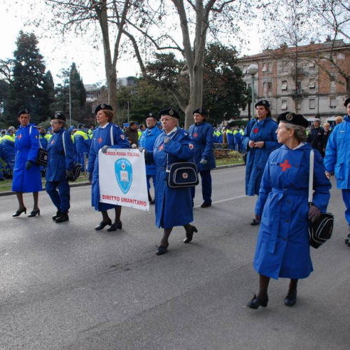 Sfilata e discorsi autorit‡ 59 / 33092