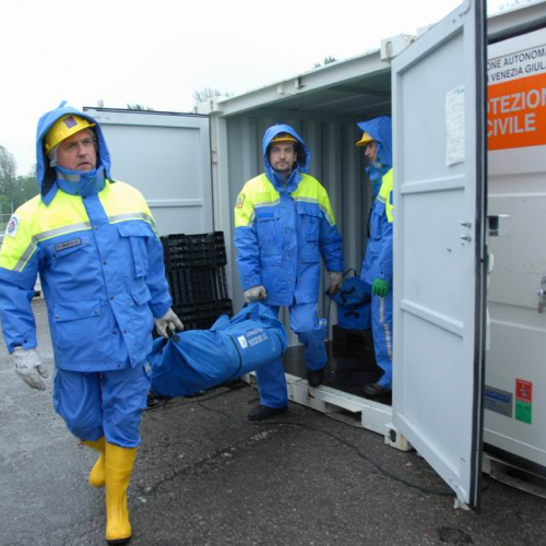 Allestimento campo a Mirandola  n. 18 / 81219