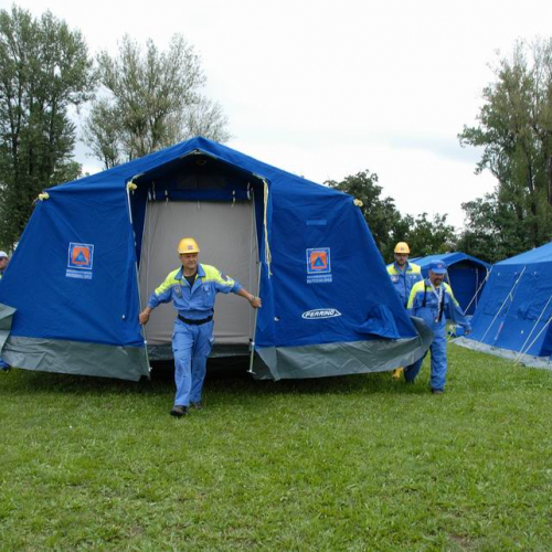 Allestimento campo a Mirandola  n. 30 / 81296