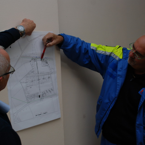 Corso in presenza di montaggio tende n. 37 / 100815