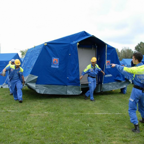 Allestimento campo a Mirandola  n. 31 / 81297