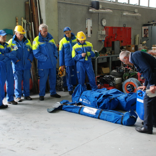 Corso in presenza di montaggio tende n. 40 / 100818