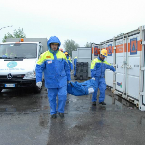 Allestimento campo a Mirandola  n. 19 / 81220