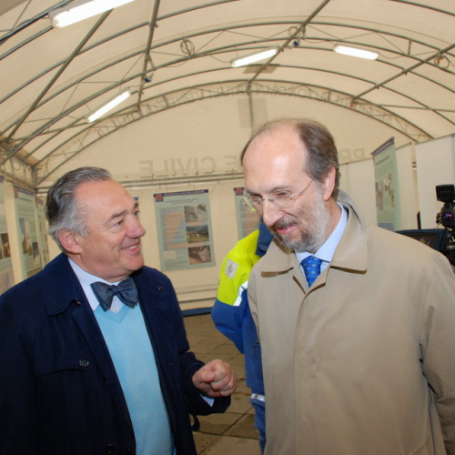 Inaugurazione stand 08/05/10 n. 18 / 51158