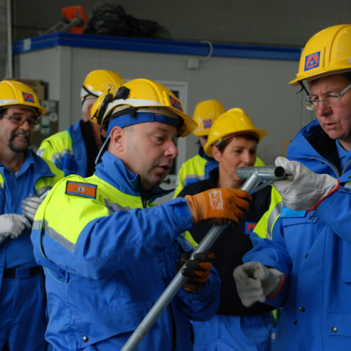 Corso in presenza di montaggio tende n. 45 / 100823