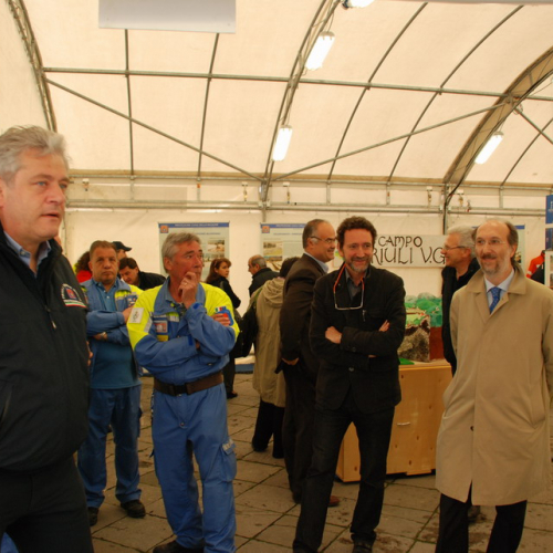 Inaugurazione stand 08/05/10 n. 19 / 51159