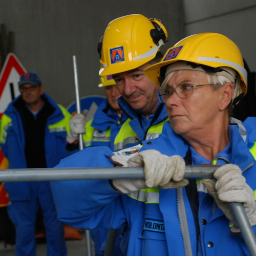 Corso in presenza di montaggio tende n. 46 / 100824