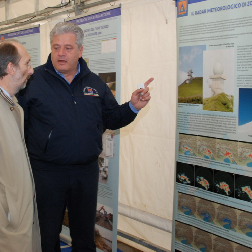 Inaugurazione stand 08/05/10 n. 20 / 51160