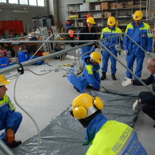 Corso in presenza di montaggio tende n. 48 / 100826