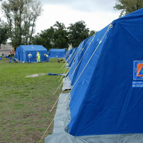 Allestimento campo a Mirandola  n. 33 / 81299