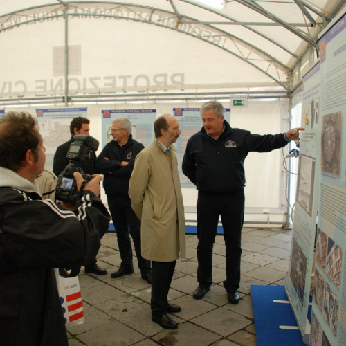 Inaugurazione stand 08/05/10 n. 21 / 51161