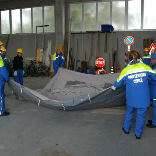 Corso in presenza di montaggio tende n. 52 / 100830