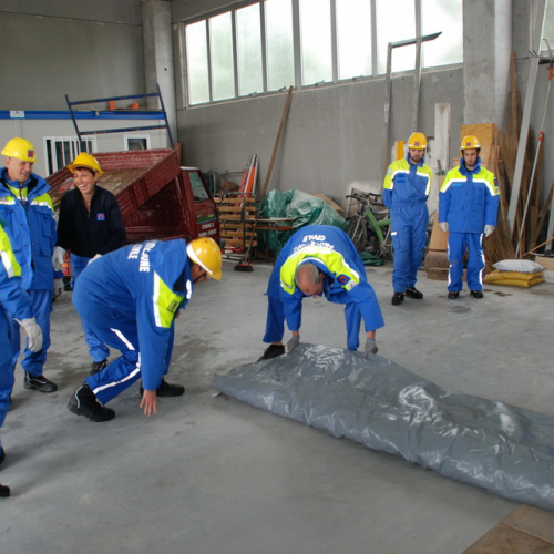 Corso in presenza di montaggio tende n. 54 / 100832