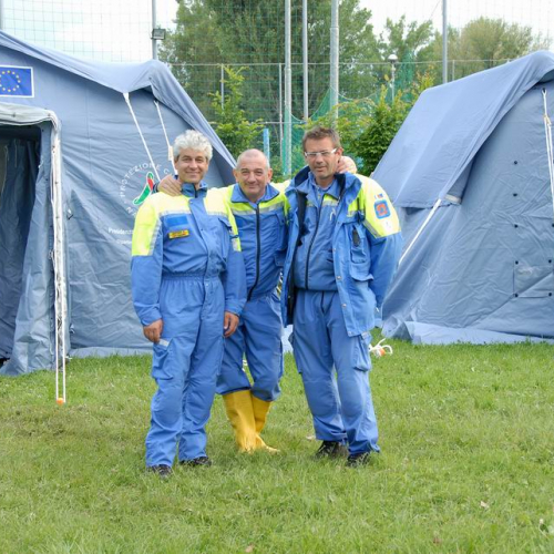 Allestimento campo a Mirandola  n. 36 / 81302