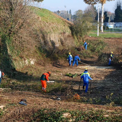 Esercitazione 19/11 n. 24 / 72898