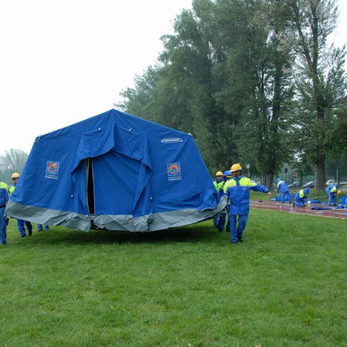 Allestimento campo a Mirandola  n. 24 / 81225