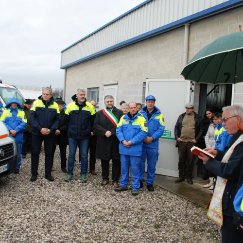 Consegna automezzi n. 26 / 104472