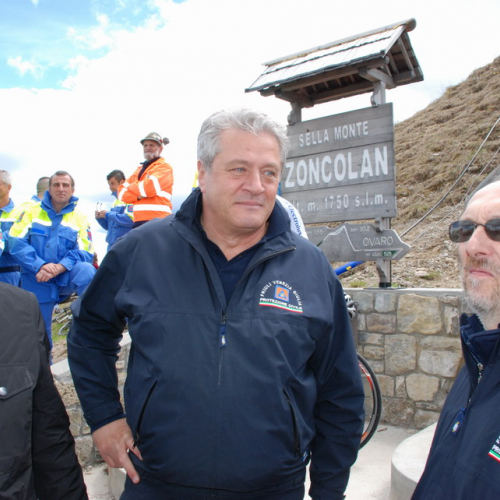 Cerimonia dedica salita dello Zoncolan alla PCR n. 61 / 51962