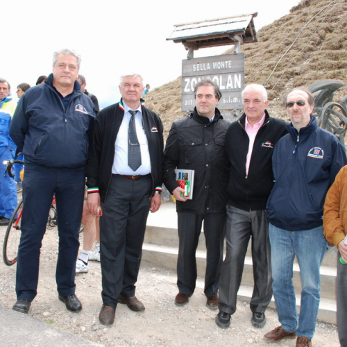 Cerimonia dedica salita dello Zoncolan alla PCR n. 63 / 51964