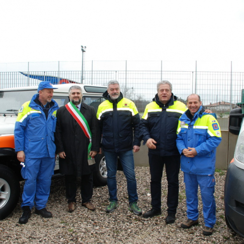 Consegna automezzi n. 34 / 104480