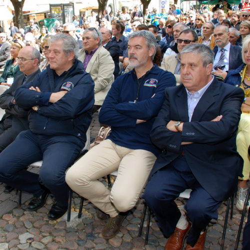 Cerimonia Con gratitudine" n. 40""erimonia "Con gratitud""rimonia "Con""imo" / 95511