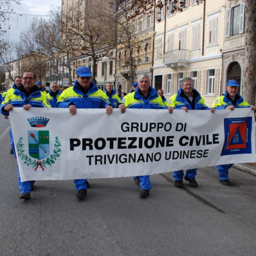 Sfilata e discorsi autorit‡ 97 / 33130