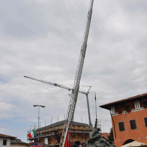 attivit‡ di sensibilizzazione nell'ambito di Pozzuolo Ri-fiorisce" n. 8""ttivit‡ di sensibilizzazio" / 68305