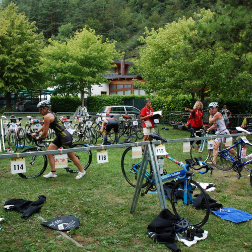 Attivit‡ di supporto a Triathlon dall'acqua al cielo" n. 24""ttivit‡ di supporto a Tria" / 68941