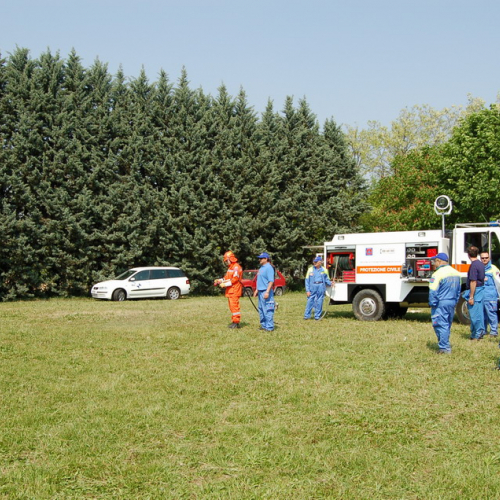 Ruda foto 61: illustrazione mezzi ed attivit‡ di un gruppo antincendio / 10635