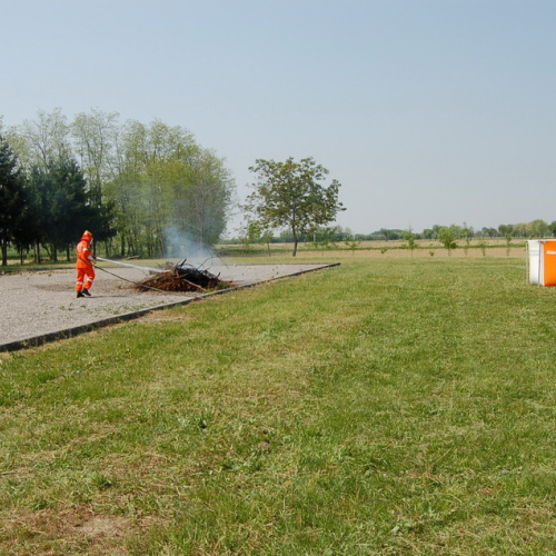 Ruda foto 66: illustrazione mezzi ed attivit‡ di un gruppo antincendio / 10640