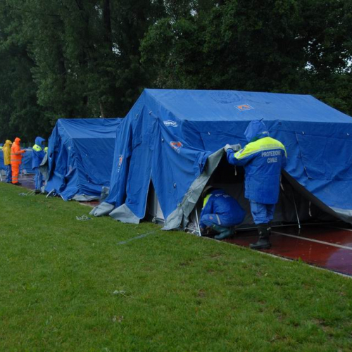 Allestimento campo a Mirandola  n. 34 / 81235