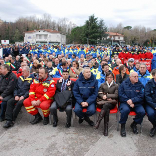 Sfilata e discorsi autorit‡ 137 / 33170