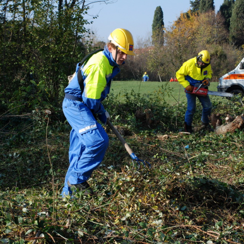 Esercitazione 12/11 n. 17 / 72386