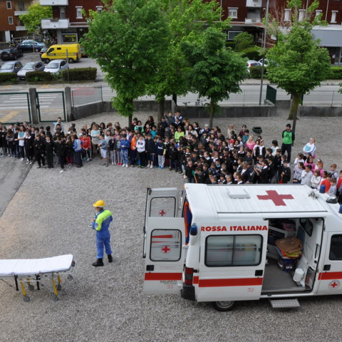 Evacauazione scuola n. 13 / 94874
