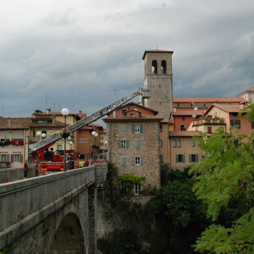 Manovra recupero infortunato sul greto (Vigili del Fuoco S.A.F. Udine) n. 3 / 67471