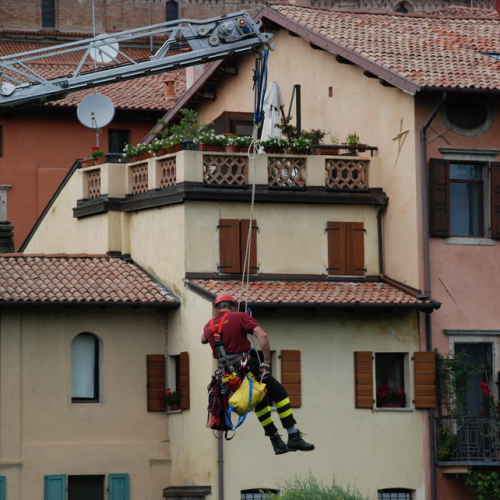 Manovra recupero infortunato sul greto (Vigili del Fuoco S.A.F. Udine) n. 8 / 67476