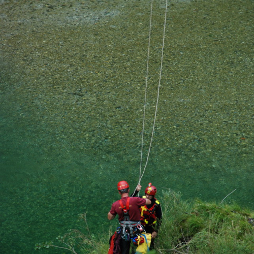 Manovra recupero infortunato sul greto (Vigili del Fuoco S.A.F. Udine) n. 10 / 67478