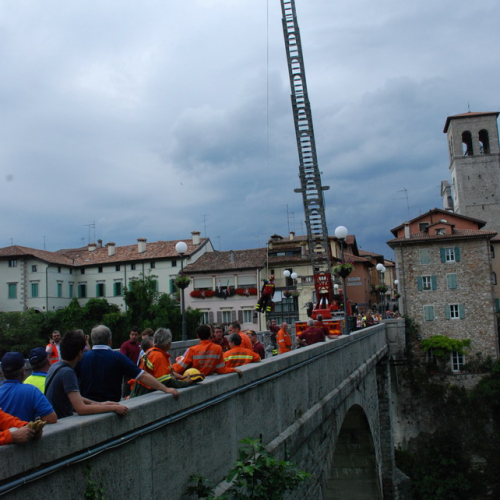 Manovra recupero infortunato sul greto (Vigili del Fuoco S.A.F. Udine) n. 16 / 67484